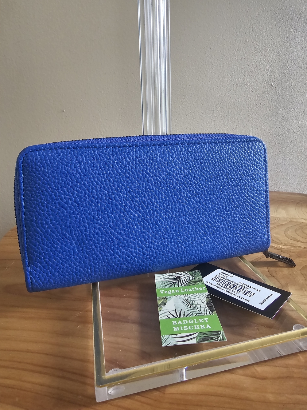 Badgley Mischka Electric Blue Vegan Leather Wallet - Picture 4 of 6
